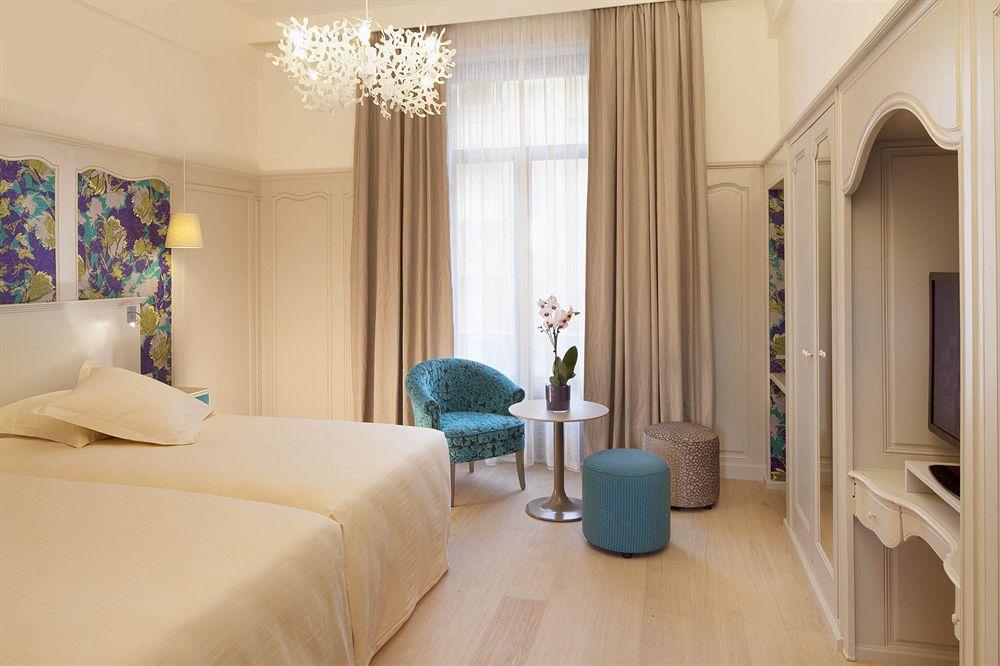 & Oceania L'univers Hotel